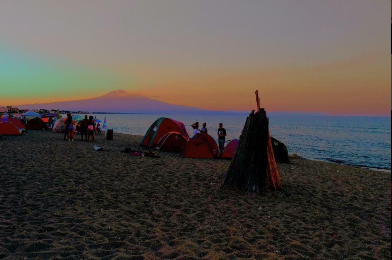 Beach Home Agnone Bagni Luaran gambar