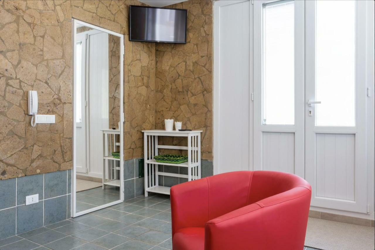 Beach Home Agnone Bagni Luaran gambar